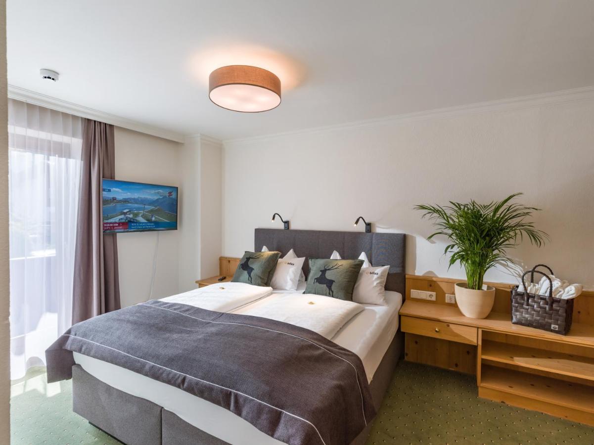 Hotel Blizz Finkenberg Ngoại thất bức ảnh