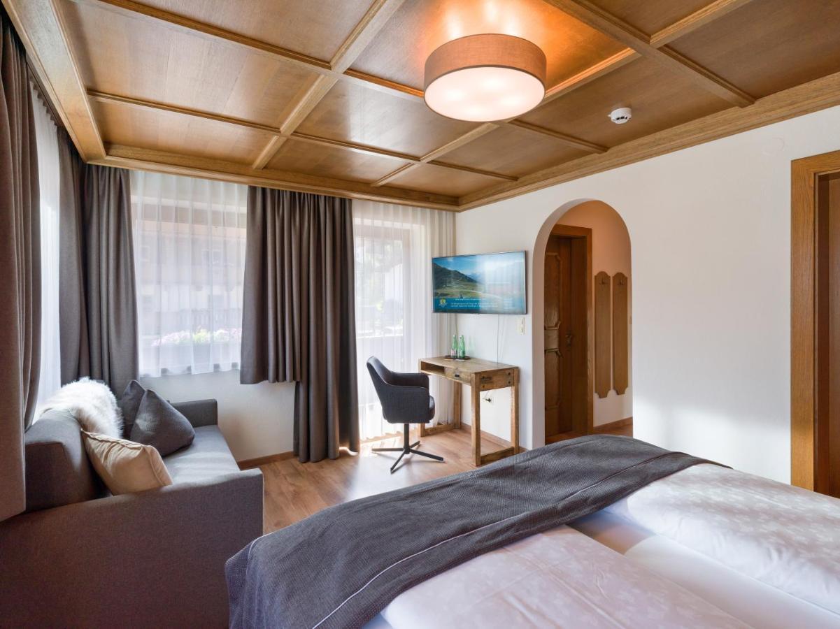 Hotel Blizz Finkenberg Ngoại thất bức ảnh
